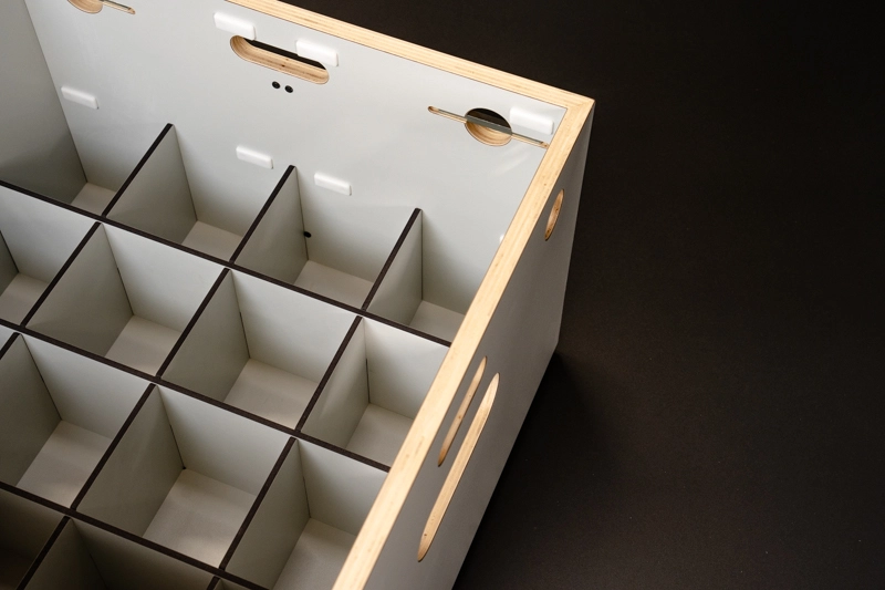 Cube Hoher Kasten